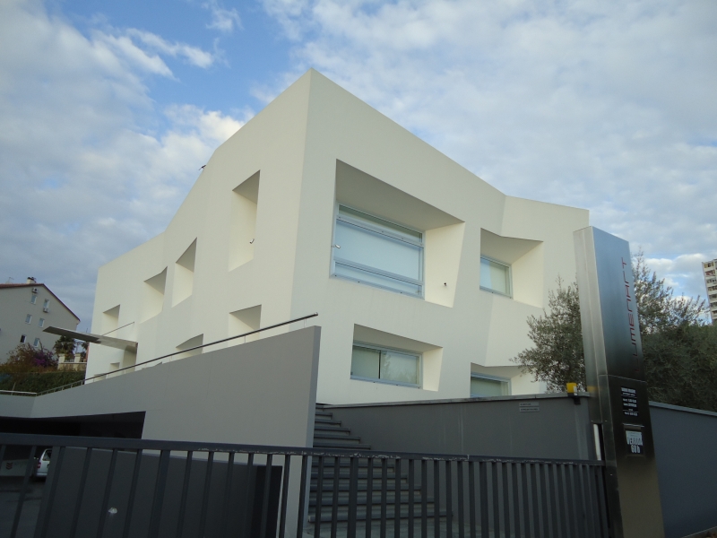 LUMENART- poslovna zgrada